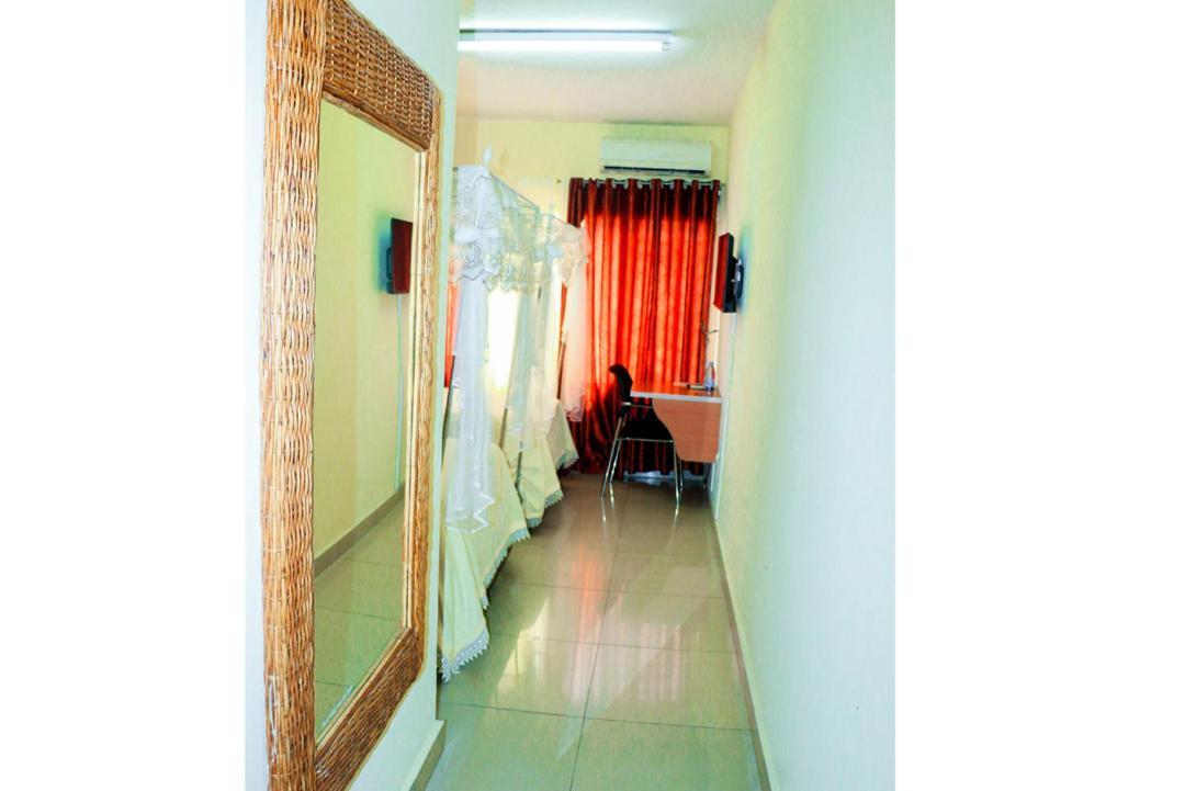 King'S Conference Centre Hotell Bujumbura Exteriör bild