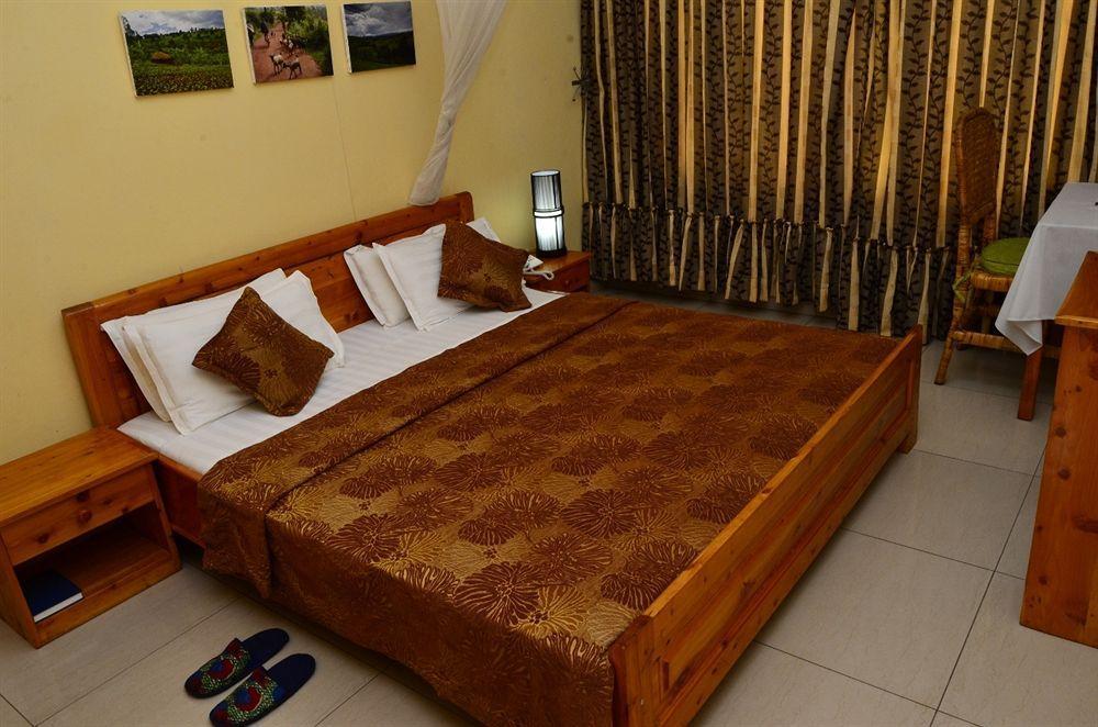 King'S Conference Centre Hotell Bujumbura Exteriör bild