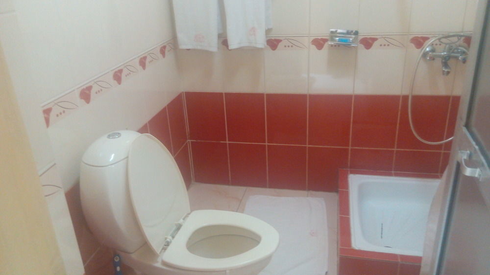 King'S Conference Centre Hotell Bujumbura Exteriör bild